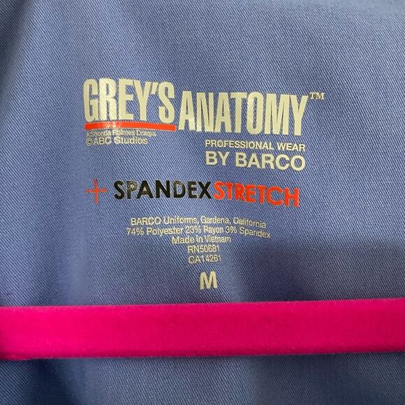 Grey's Anatomy by Barco Spandex Stretch Emma Women's 4-Pocket V-Neck Scrub Top - Picture 5 of 6